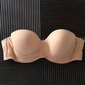 Victoria Secret strapless bra